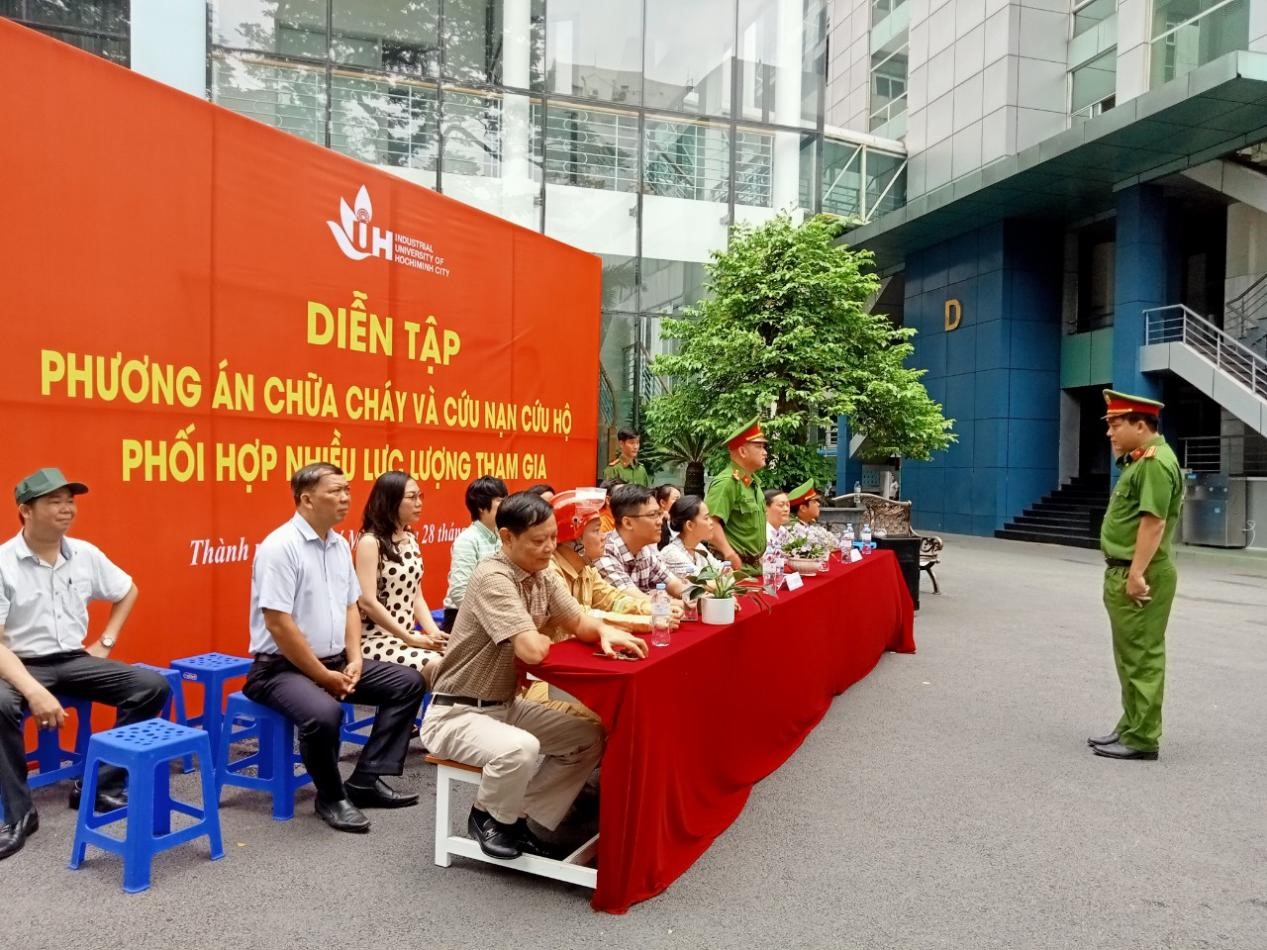 Giả định tình huống báo cáo thực hiện
