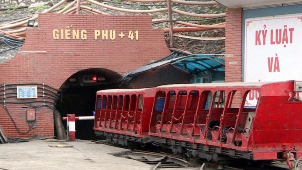 Khẩn trương khắc phục hậu quả, điều tra làm rõ nguyên nhân vụ tai nạn hầm lò tại Quảng Ninh