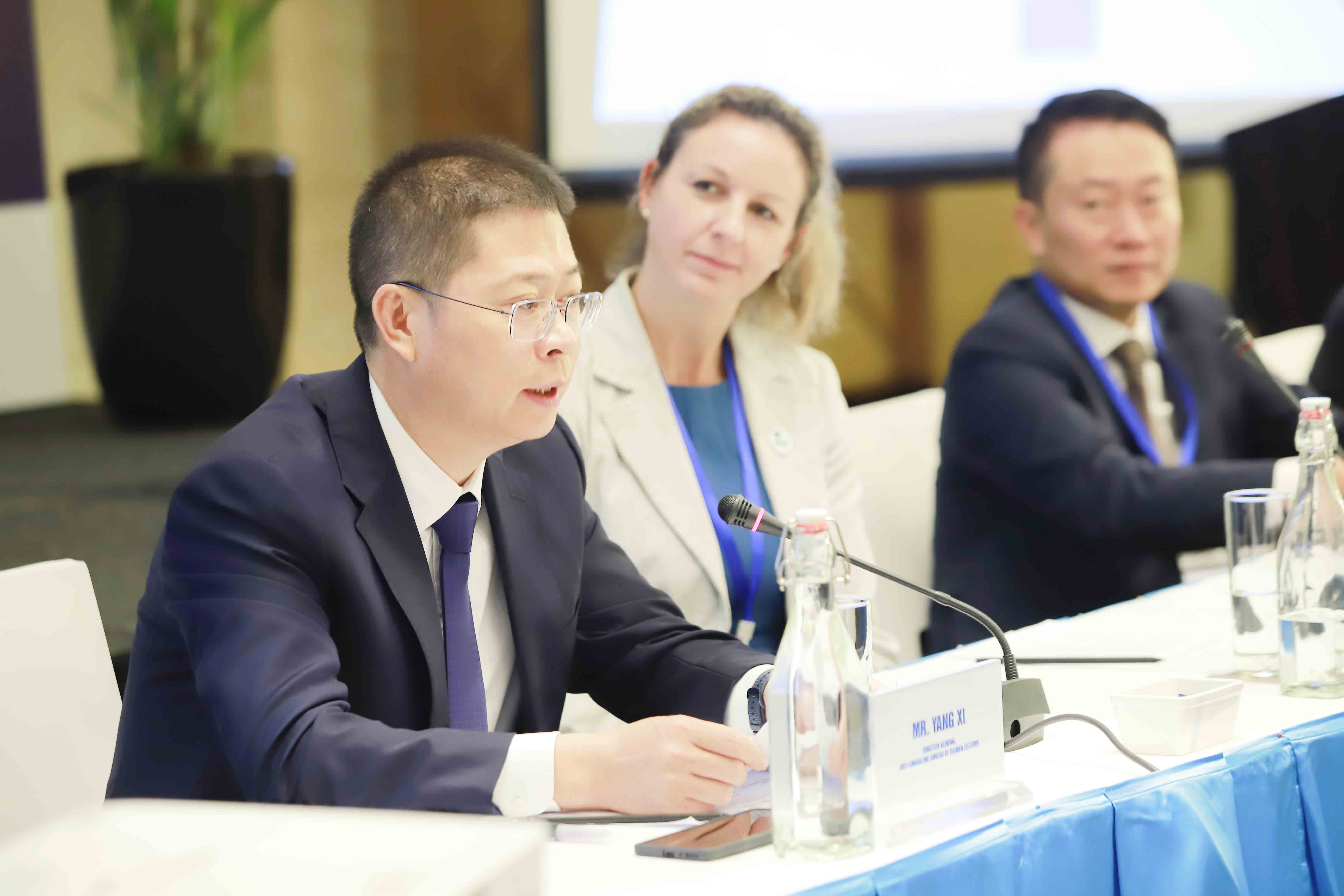 Đại diện Hải quan Trung Quốc, ông Dương Hi (Yang Xi), Cục trưởng Cục Chống buôn lậu, Hải quan Hạ Môn.