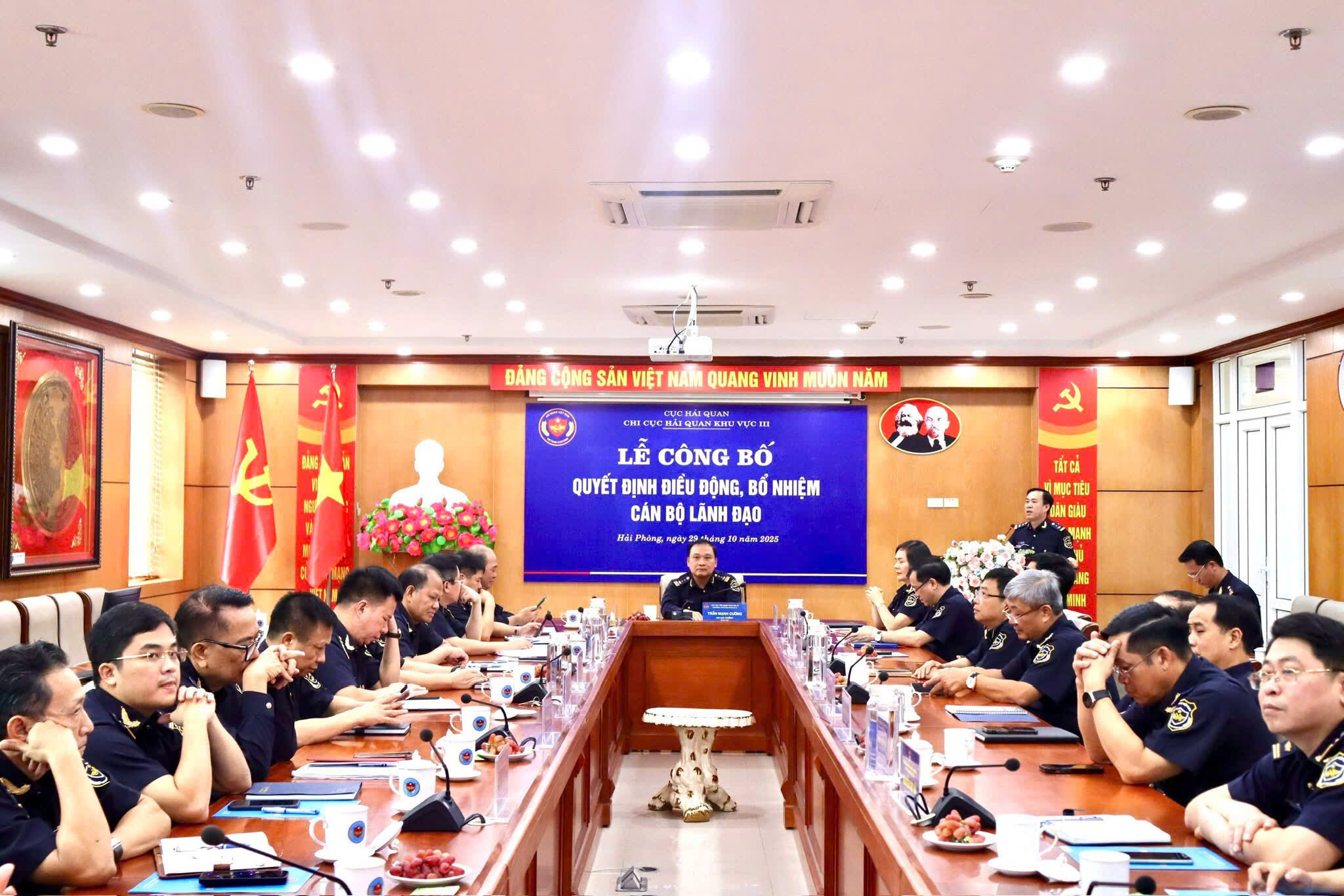 Phát biểu tại buổi Lễ, đ/c Trần Mạnh Cường, Bí thư Đảng ủy, Chi cục trưởng Chi cục Hải quan khu vực III