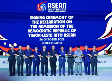 Thủ tướng Phạm Minh Chính và các Trưởng đoàn ASEAN chụp ảnh chung tại Lễ khai mạc Hội nghị cấp cao ASEAN lần thứ 47. 