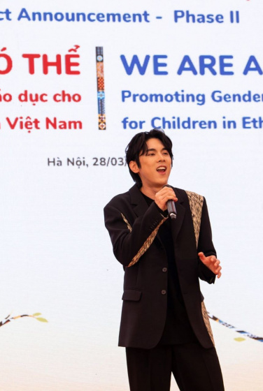 Ca siz Isaac Hong từ Hàn Quốc