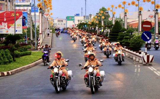 Góp ý sửa đổi Luật Giao thông đường bộ và giao thẩm quyền cấp giấy phép lái xe cho Bộ Công an