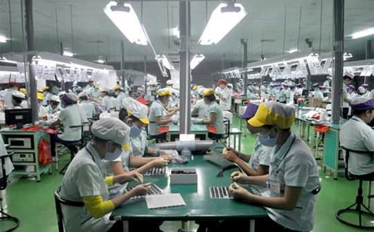 Chính sách về việc làm tại các khu công nghiệp