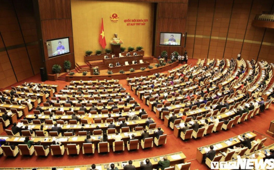 Dân chủ và việc thực hiện quyền dân chủ