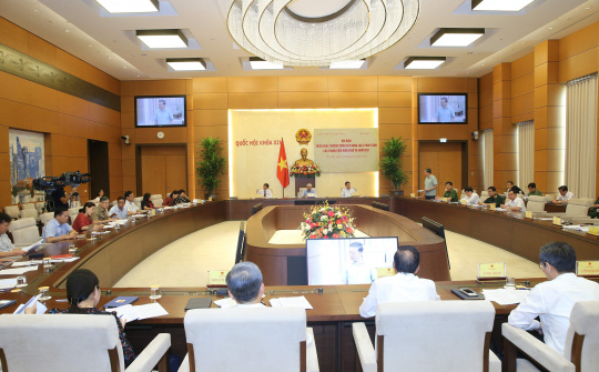 Triển khai Nghị quyết của QH về xây dựng luật, pháp lệnh năm 2020 và năm 2021