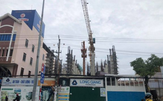 Chờ một phán quyết thấu tình đạt lý