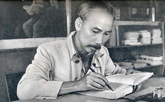 Hồ Chí Minh với tư tưởng thượng tôn pháp luật