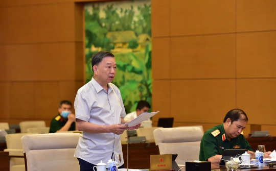 Hoàn thiện khuôn khổ pháp lý trong công tác bảo vệ an ninh, trật tự ở cơ sở