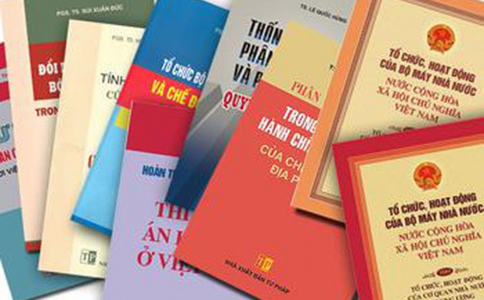 Mối quan hệ giữa chính sách và pháp luật