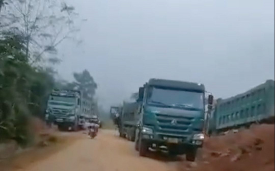 Thanh Hóa: Tạm đình chỉ công tác địa chính xã do để xảy ra khai thác đất trái phép trên địa bàn