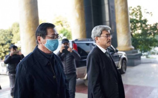 Tiếp tục hoãn phiên toà xử nguyên Bộ trưởng Công thương Vũ Huy Hoàng