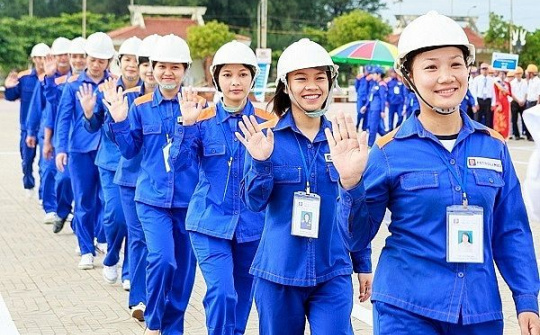 Bảo vệ quyền của người lao động trong các doanh nghiệp ngoài nhà nước theo pháp luật Việt Nam: Thực trạng và kiến nghị