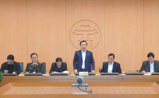 Hà Nội đình chỉ công tác Phó Giám đốc và 2 cán bộ Trung tâm Y tế Chương Mỹ