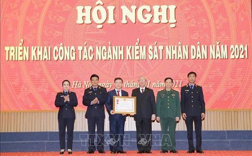 Thường trực Ban bí thư: Đẩy nhanh xử lý các vụ tham nhũng