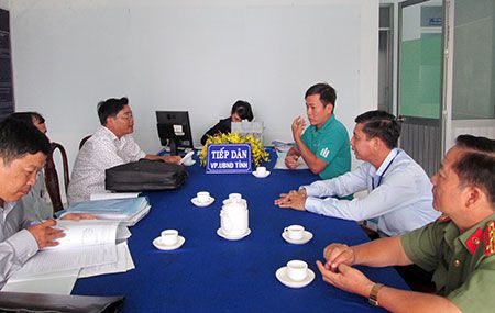 Người đứng đầu cơ quan, đơn vị có trách nhiệm tiếp công dân định kỳ hoặc đột xuất