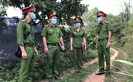 Phụ nữ Công an Đắk Nông giỏi việc nước, đảm việc nhà   