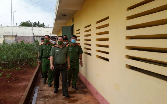 Đắk Nông: Giám đốc Công an tỉnh kiểm tra công tác bảo đảm an ninh, an toàn cơ sở giam giữ