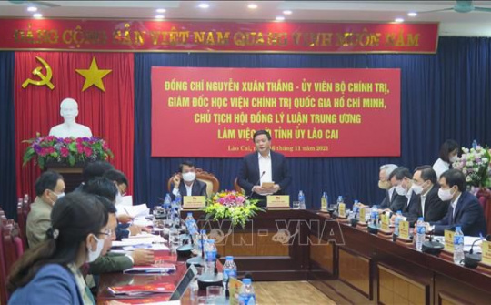 Bảo vệ nền tảng tư tưởng của Đảng là trách nhiệm của cán bộ, đảng viên