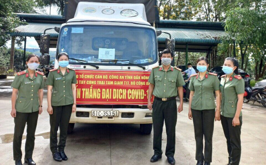 Đắk Nông: Ấm tình quân dân, nghĩa tình đồng đội trong đại dịch