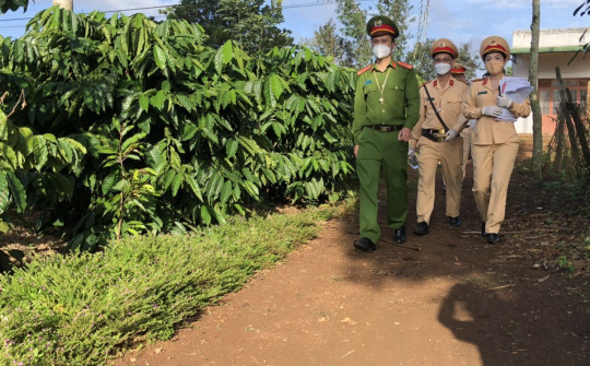 CSGT Đắk Nông với các giải pháp phòng ngừa, giảm thiểu TNGT liên quan đến xe máy kéo nhỏ (xe càng)