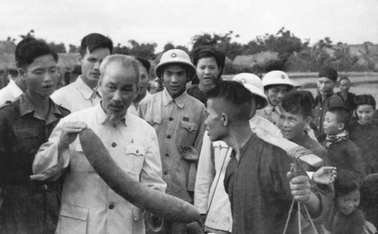 Để Nhân dân thực sự là trung tâm, là chủ thể của công cuộc đổi mới, xây dựng và bảo vệ đất nước