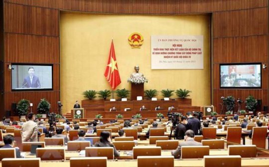 Chống tiêu cực ngay trong xây dựng pháp luật, tuyệt đối không để "tham nhũng chính sách"
