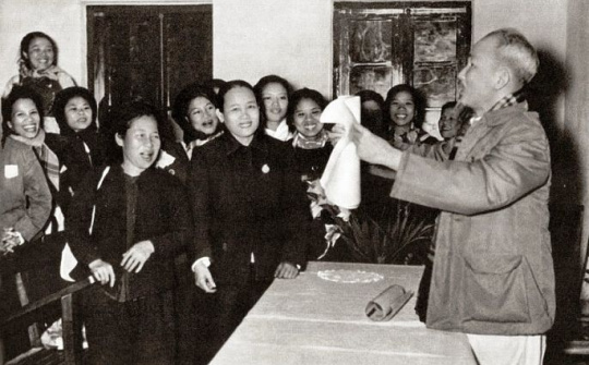 Tư tưởng Hồ Chí Minh về phòng, chống tham nhũng