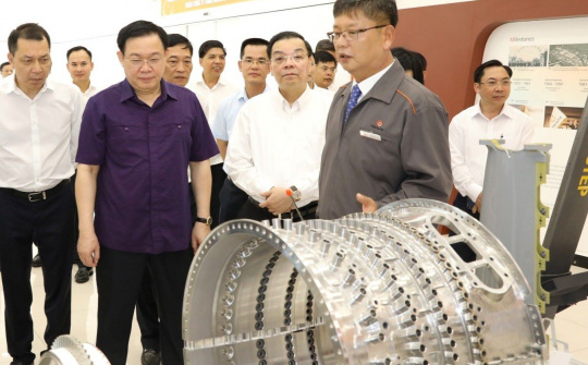 Khoa học và công nghệ cần được xem là mũi nhọn đột phá chiến lược đưa đất nước phát triển nhanh, bền vững