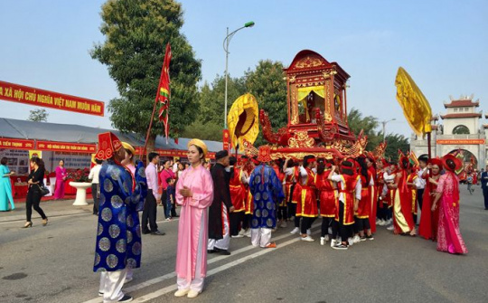 Tuyên truyền nét đẹp văn hóa ứng xử và thực hiện nếp sống văn minh trong lễ hội