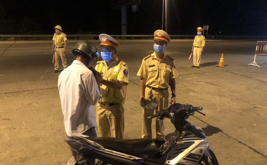 Đắk Nông: Lực lượng CSGT ra quân đảm bảo ATGT