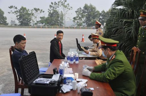 Lực lượng Công an liên tiếp phát hiện lái xe dương tính với ma tuý