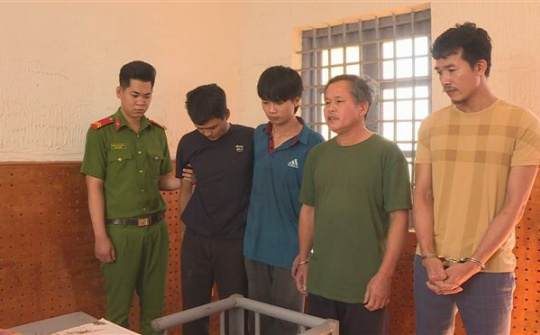 Đắk Lắk: Đánh công an nhập viện, 4 đối tượng bị khởi tố