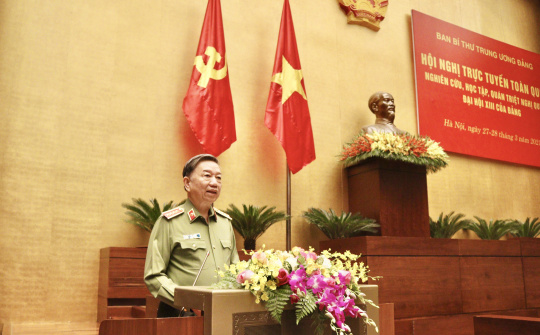 Phát huy sức mạnh thời đại trong bảo vệ an ninh quốc gia