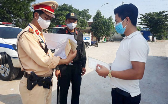 Xử nghiêm hành vi chống người thi hành công vụ khi tham gia giao thông