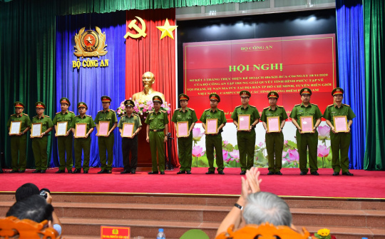 TPHCM: Phá kho tập kết lớn, phát hiện ma túy ‘ô long’, ‘đông trùng’