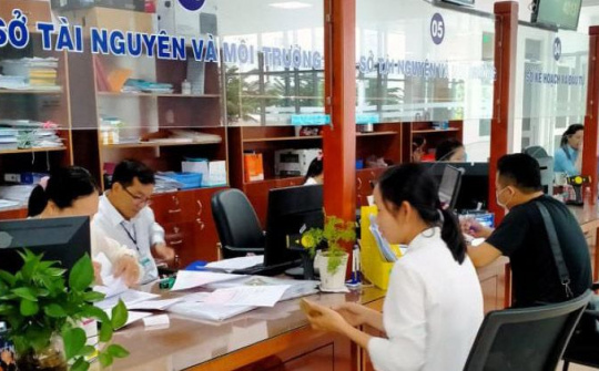 Người dân chỉ phải chờ tối đa 30 phút/lần giao dịch tại bộ phận một cửa