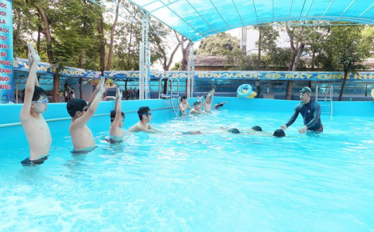 Cần tăng cường các biện pháp chống đuối nước và xâm hại trẻ em