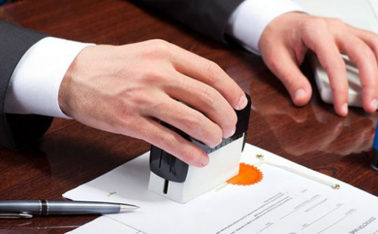 Quy định về đơn phương chấm dứt hợp đồng thuê bất động sản và một số kiến nghị hoàn thiện