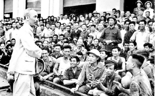 Xây dựng nhà nước kiến tạo phát triển theo tư tưởng Hồ Chí Minh