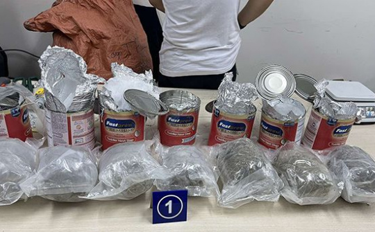 TP HCM: Phát hiện và thu giữ 36 kg ma túy các loại trong các lô hàng quà biếu nhập khẩu