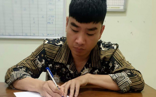 Mánh buôn lậu xì gà của tiếp viên hàng không