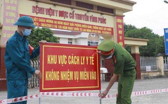 Khẩn trương  thực hiện giãn cách và tăng cường xét nghiệm tại các bệnh viện