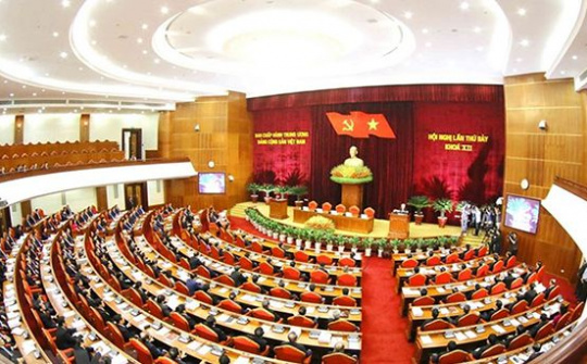 Nâng cao năng lực lãnh đạo, cầm quyền của Ðảng để phát triển bền vững đất nước