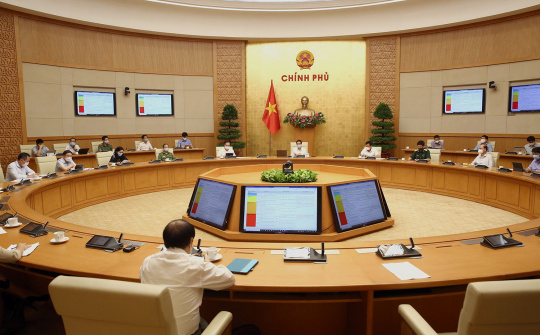 Nhanh chóng đưa các doanh nghiệp đủ điều kiện bảo đảm an toàn dịch tễ trở lại hoạt động.