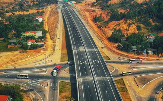 Đẩy nhanh xử lý những vướng mắc trong thực hiện Dự án xây dựng cao tốc tuyến Bắc-Nam phía Đông