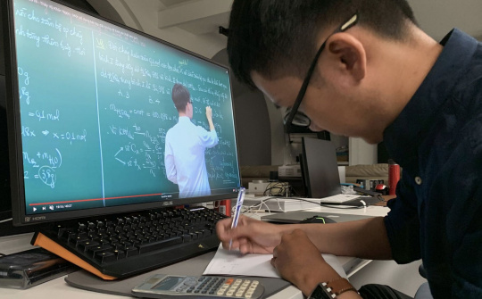 Bộ Giáo dục và Đào tạo: Sẵn sàng phương án chuyển sang dạy học trực tuyến