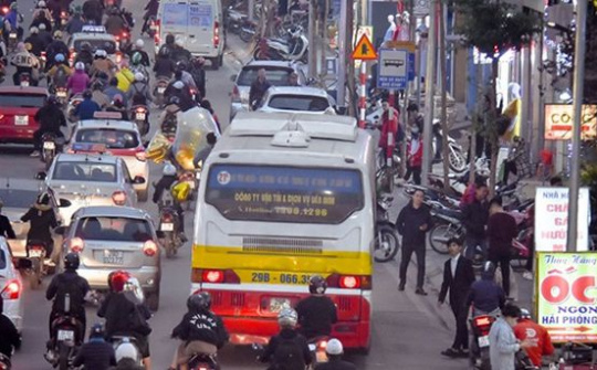 Hạn chế tối đa hoạt động của các phương tiện cá nhân để phòng, chống dịch COVID-19