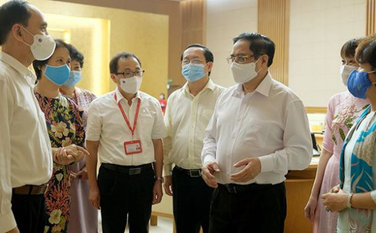 Tạo điều kiện thuận lợi nhất cho nghiên cứu, sản xuất vaccine phòng COVID-19