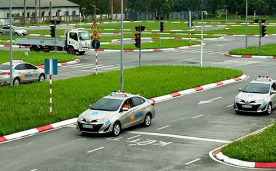Sát hạch lái xe sẽ bổ sung thêm 100 tình huống giả định